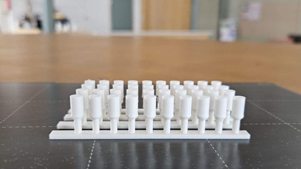 PIKES-Yrityspalvelut-Digitupa-Juuka: lautapelin nappuloita